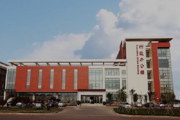 山東醫學高等專科學校樓宇智能化係統項目。
